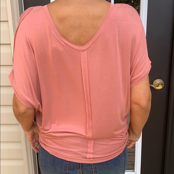 Pink Cabi top - Picture 2 of 2